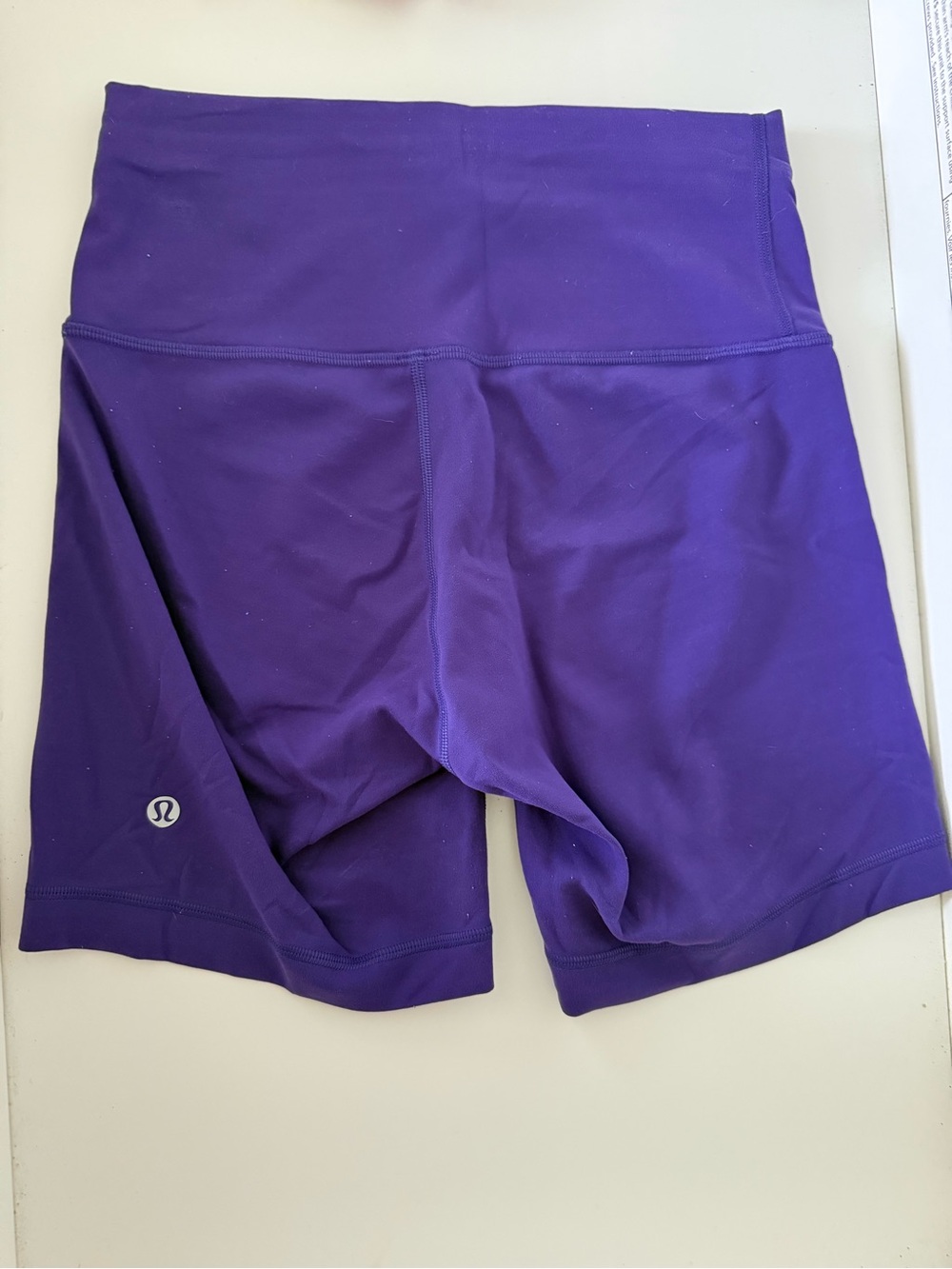 lululemon Wunder Train High-Rise Short 6"
in petrol purple
Size6